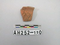 藏品(紅色夾砂陶口緣殘件)的圖片